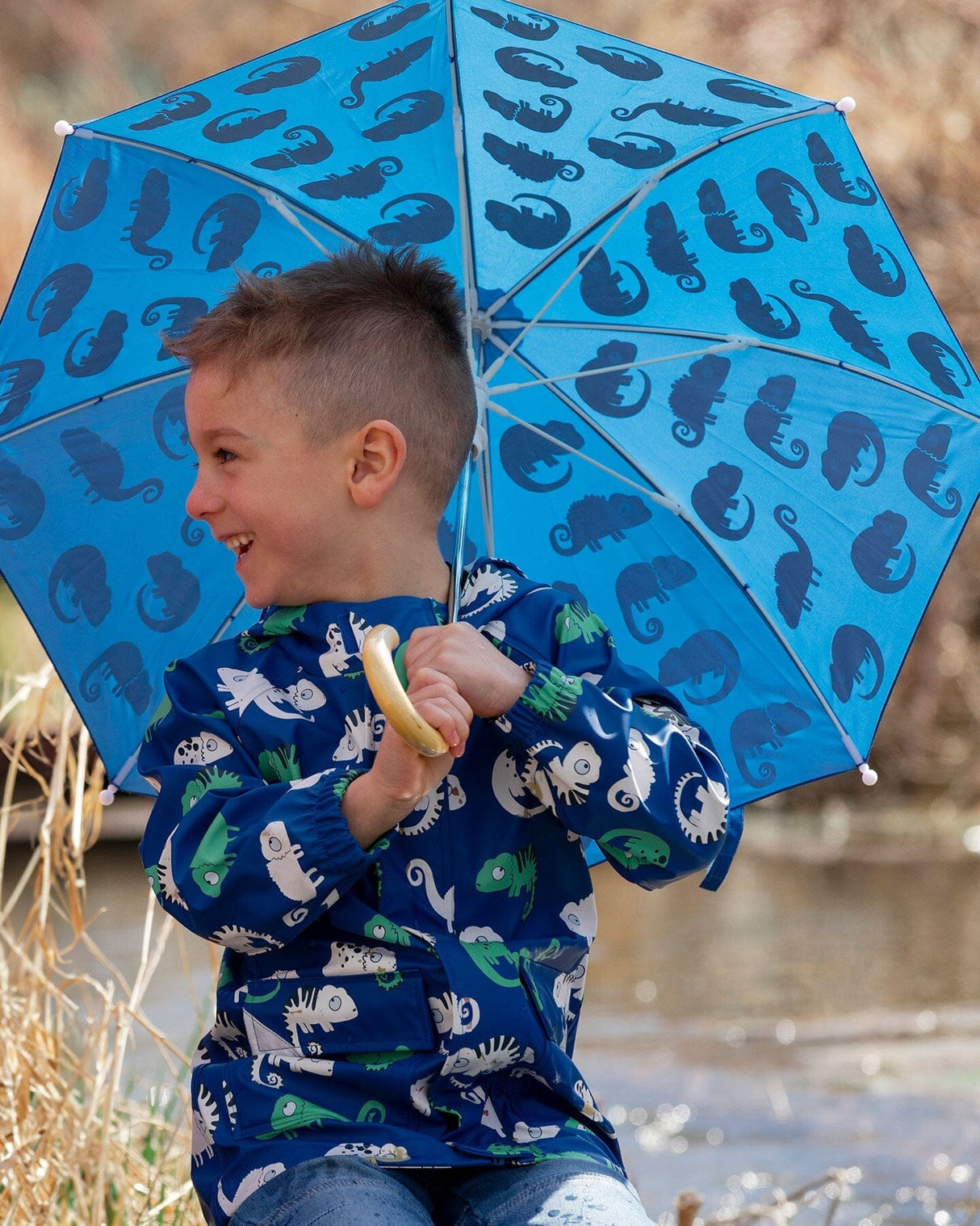 Color-Changing Umbrella Blue Chameleon Print-1