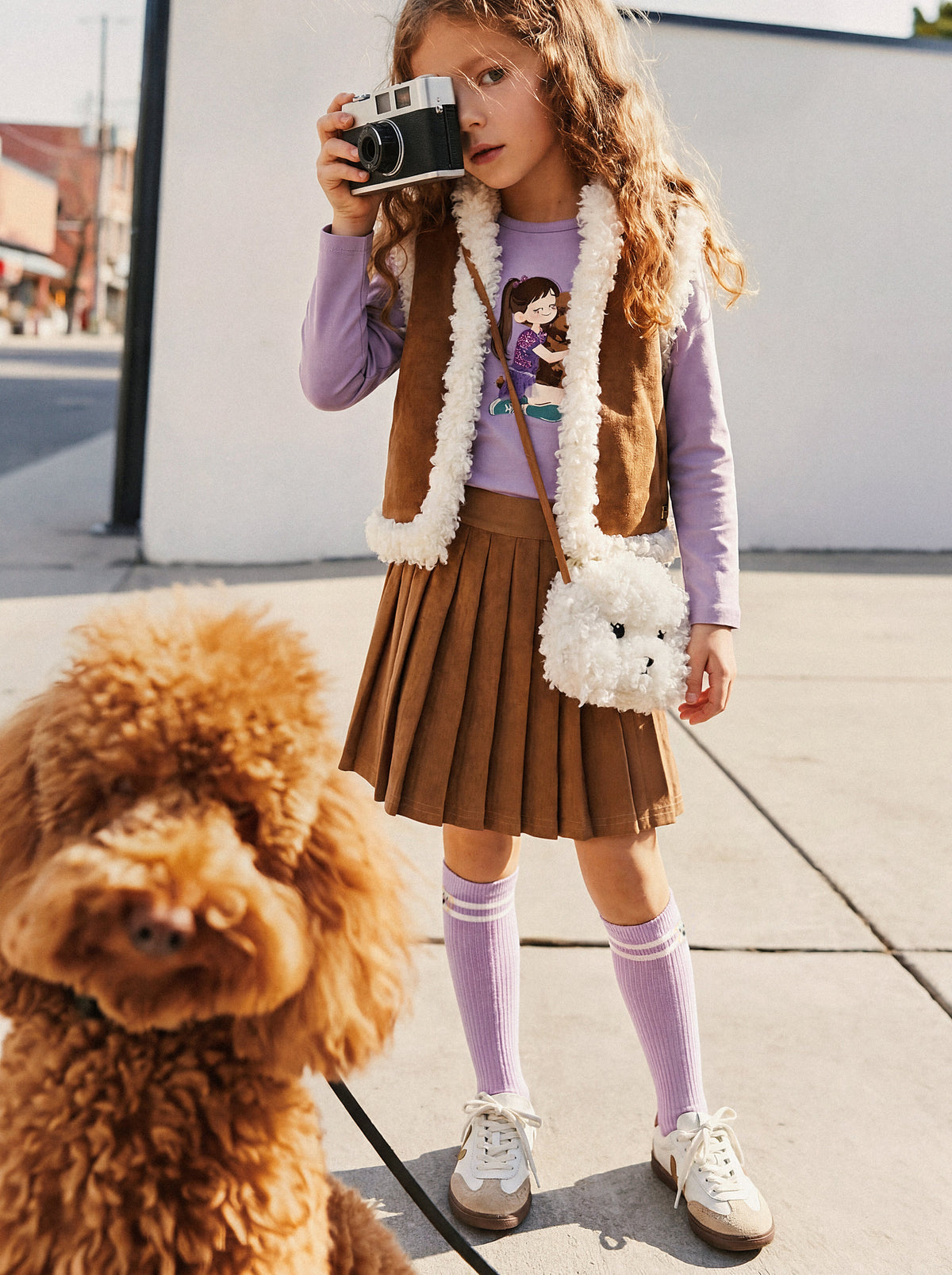 Deux par Deux Poodle Chic brown look, styled image