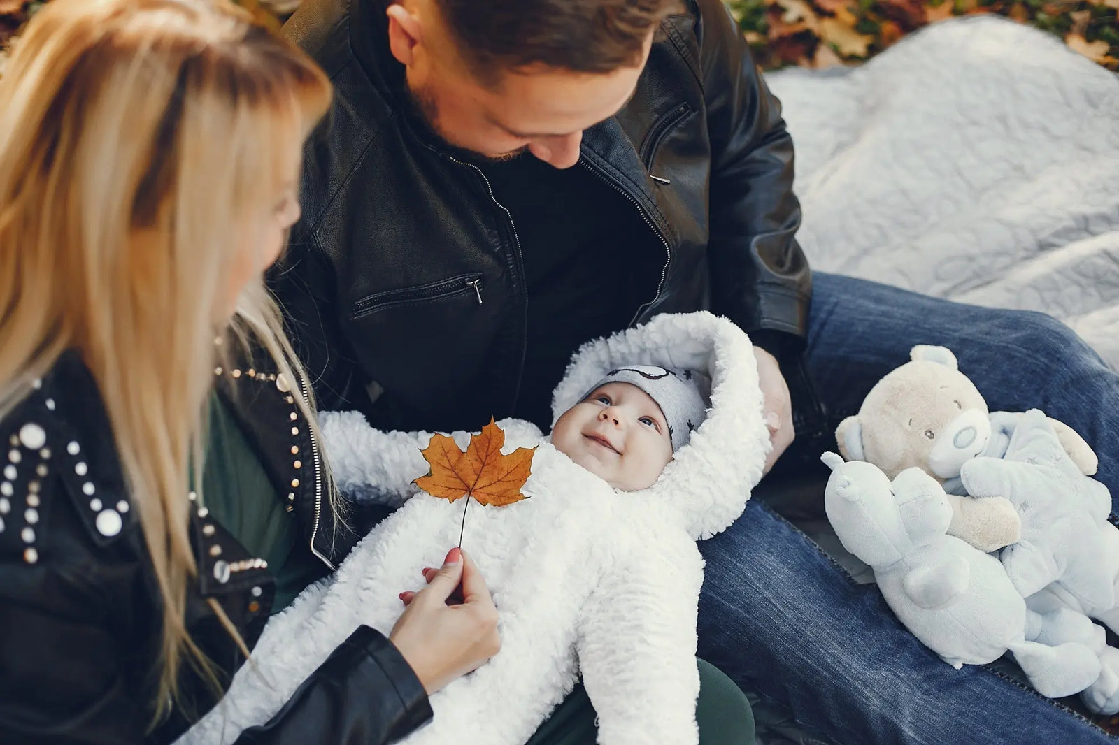 The-Ultimate-Guide-to-Baby-Clothes-Shopping-Tips-for-Parents | Jenni Kidz