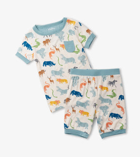 Hatley boys Scratchy Safari short pajama set in ivory with colourful animals and soft-blue trim