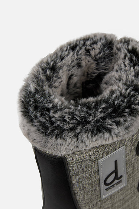 Deux par Deux kids' winter boots with removable liner in grey mix and black – close-up of the faux fur trim