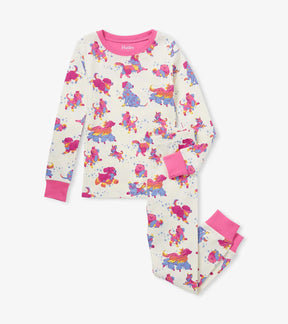 Hatley girls Twinkle Puppies ivory pajama set with pink trim, front product view